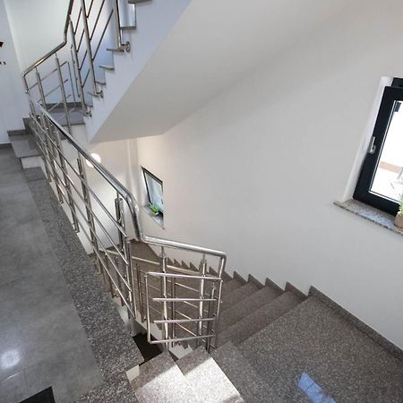 Astar Apartments - Small Rădăuţi Kültér fotó