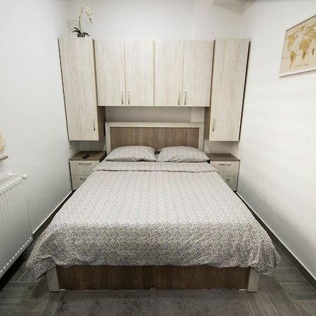 Astar Apartments - Small Rădăuţi Kültér fotó
